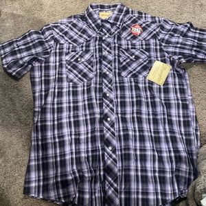 New with tags men’s wrangler shirt